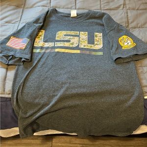 LSU Shirt (Medium / Cotton)